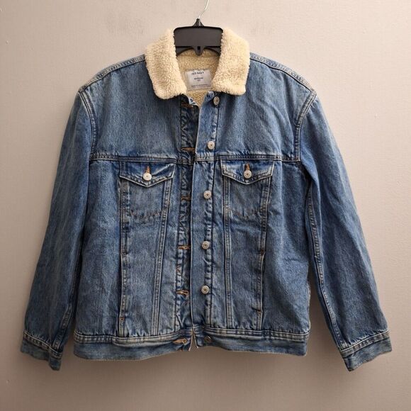Old Navy Jean Jacket Women XS Faux Sherpa Fur Lined Blu Denim Button Cowgirl NWT - Picture 1 of 7